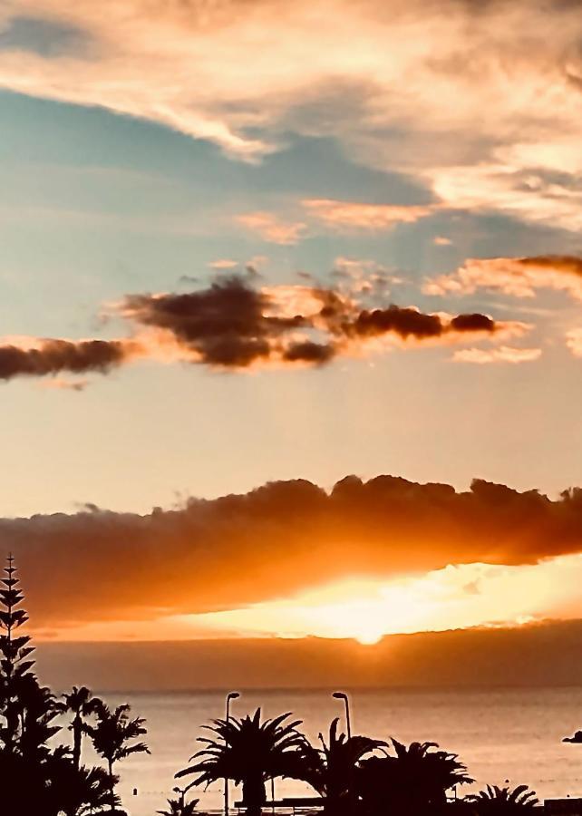 Sunset Over The Sea بلايا ذي لاس أميريكاس المظهر الخارجي الصورة